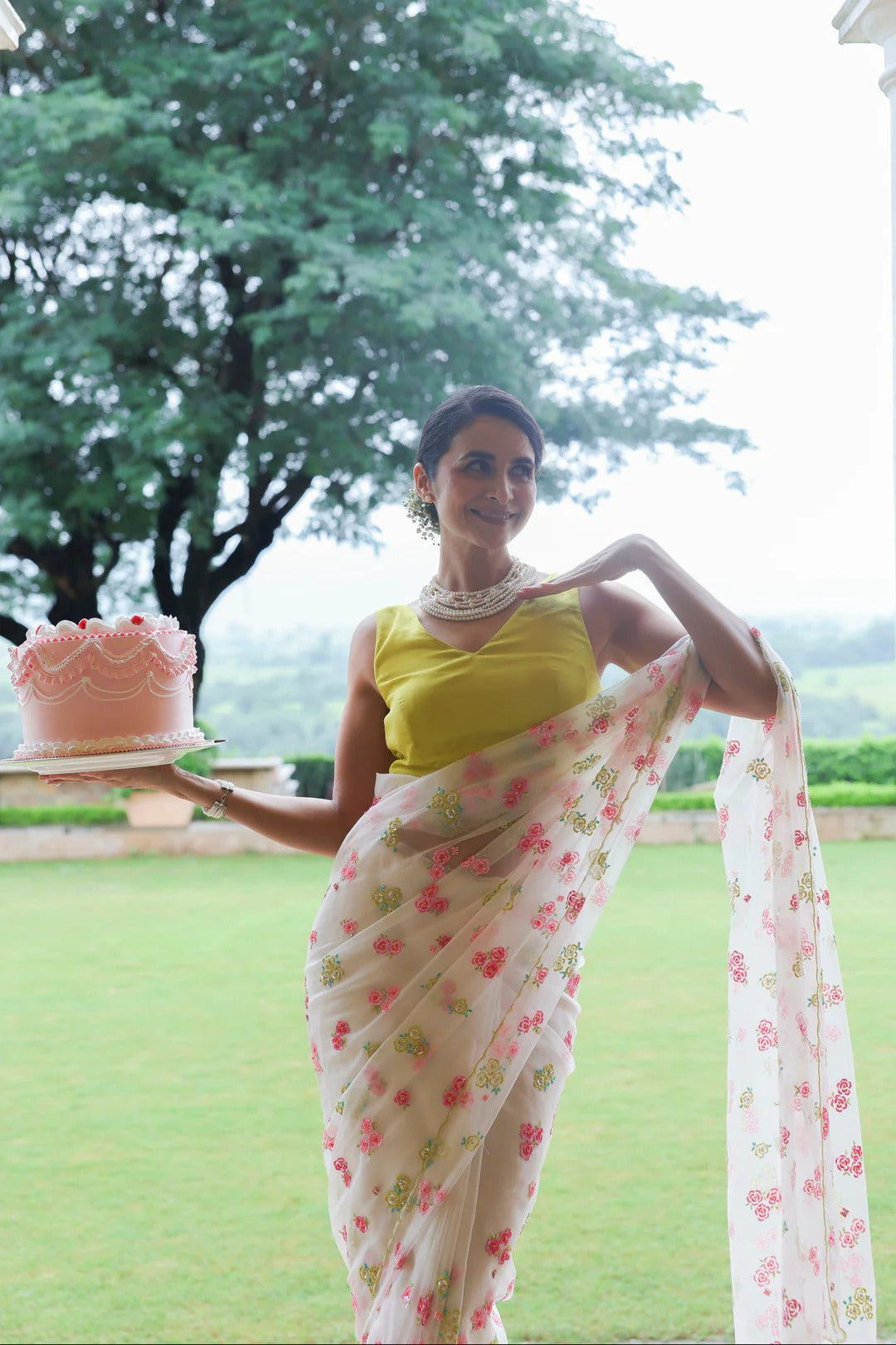Shining Rose Saree