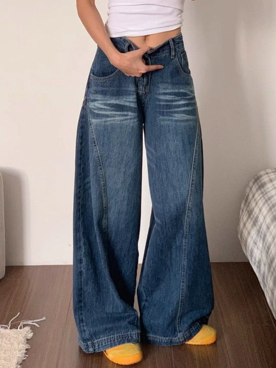 Women High-Rise Baggy Fit Light Fade Jeans