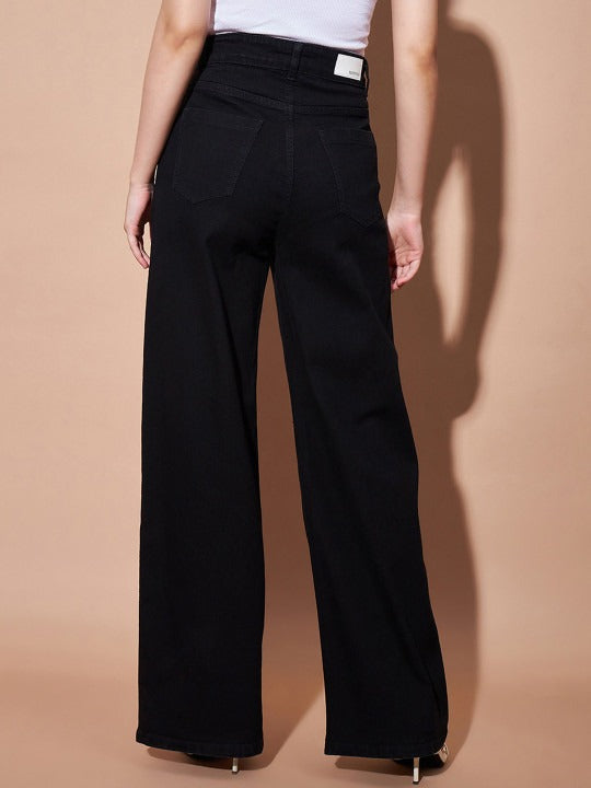 Women Clean Look No Fade High-Rise Straight Fit Jeans