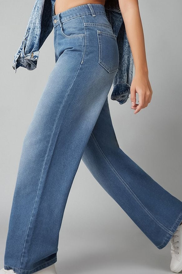 Women Wide Leg High-Rise Light Fade Stretchable Jeans