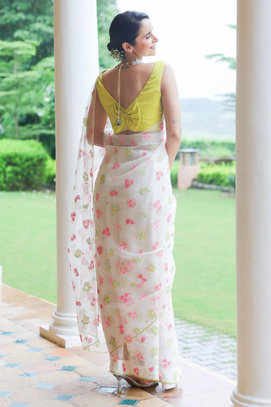 Shining Rose Saree