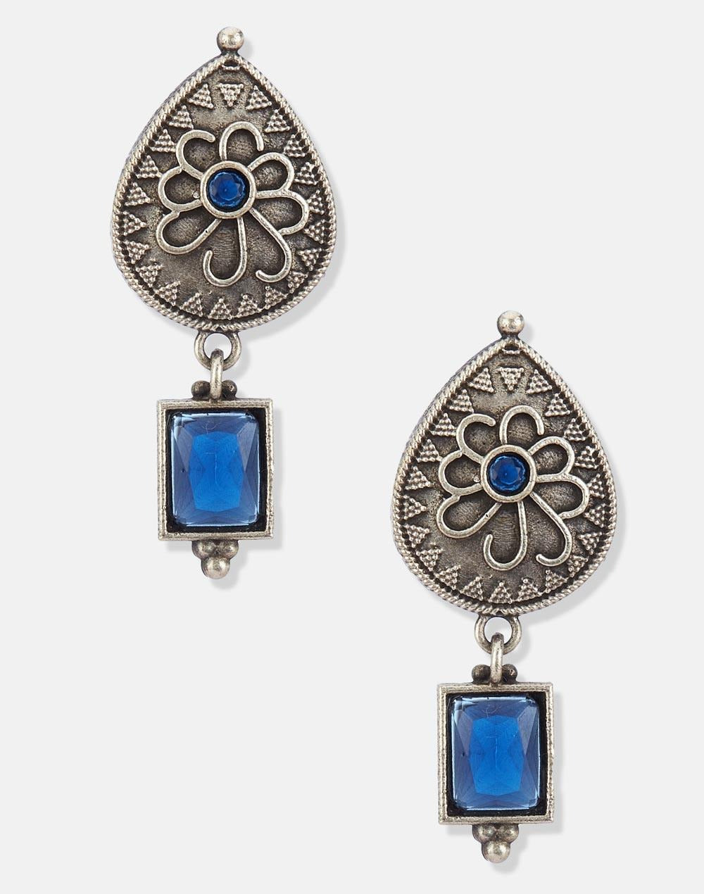 Metal Dangler Earrings