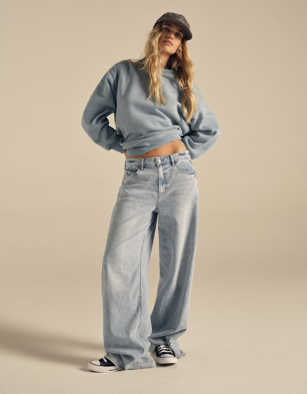 Women Blue Dreamy Drape Stretch Super High-Waisted Baggy Wide-Leg Jean