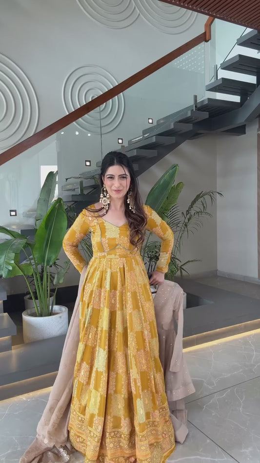 Golden Sand Elegant Kurta Set